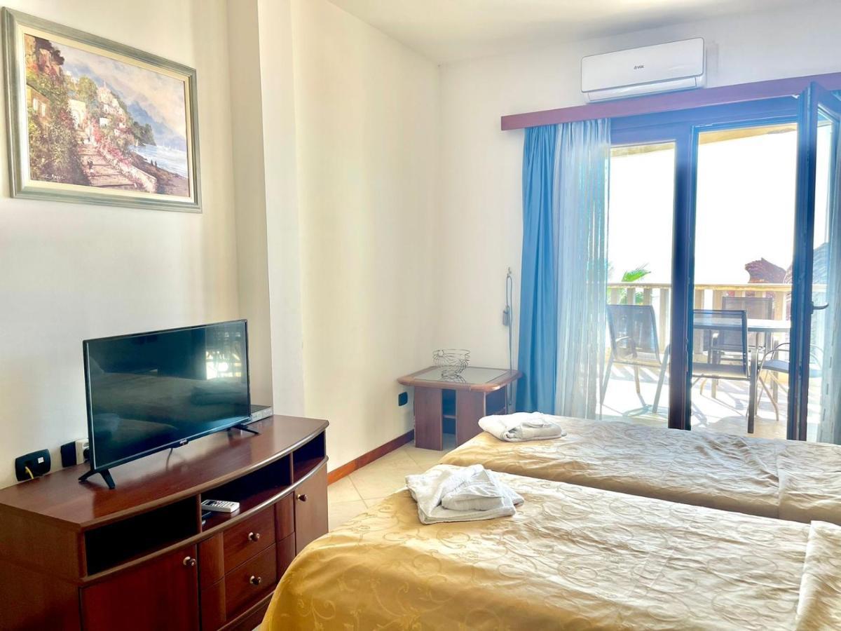 Apartment Sea View Rafailovici Budva