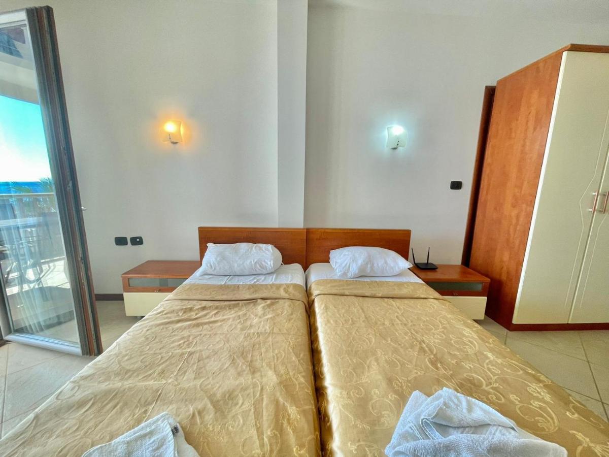Apartment Sea View Rafailovici *
